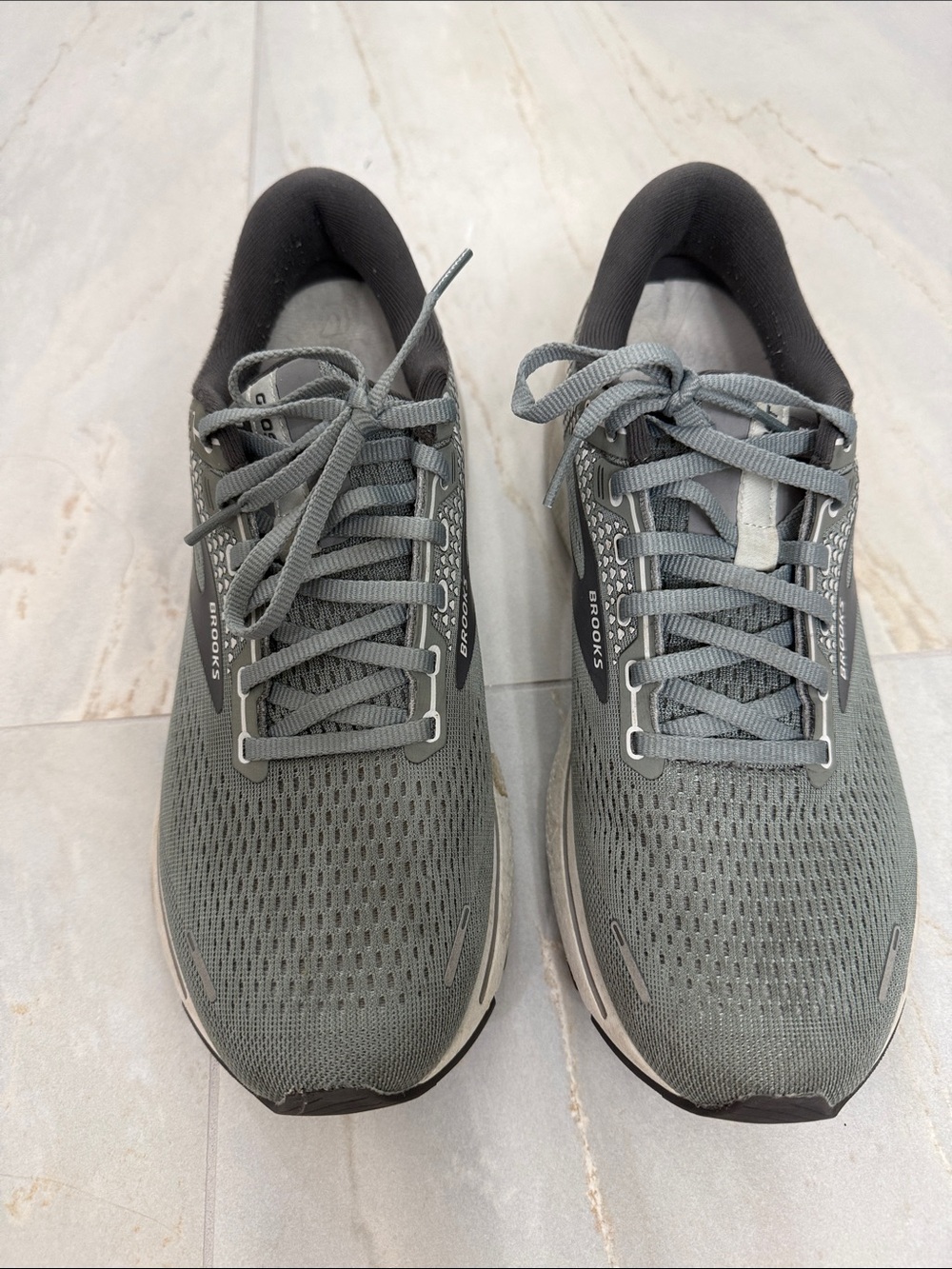 Brooks Men’s Gray Running Shoes